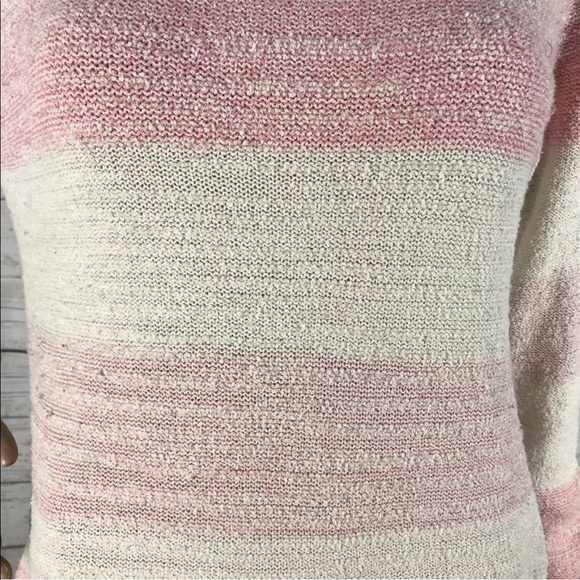 Calvin Klein Sweater 🌸 - Picture 8 of 12